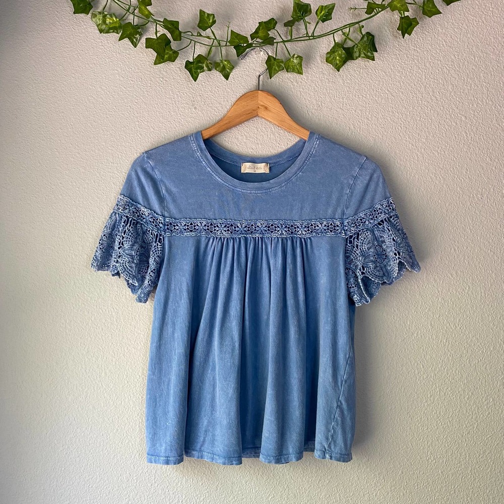 Altar’d State Boho Flowy Blue Lace Trim Short Sleeve Blouse Top